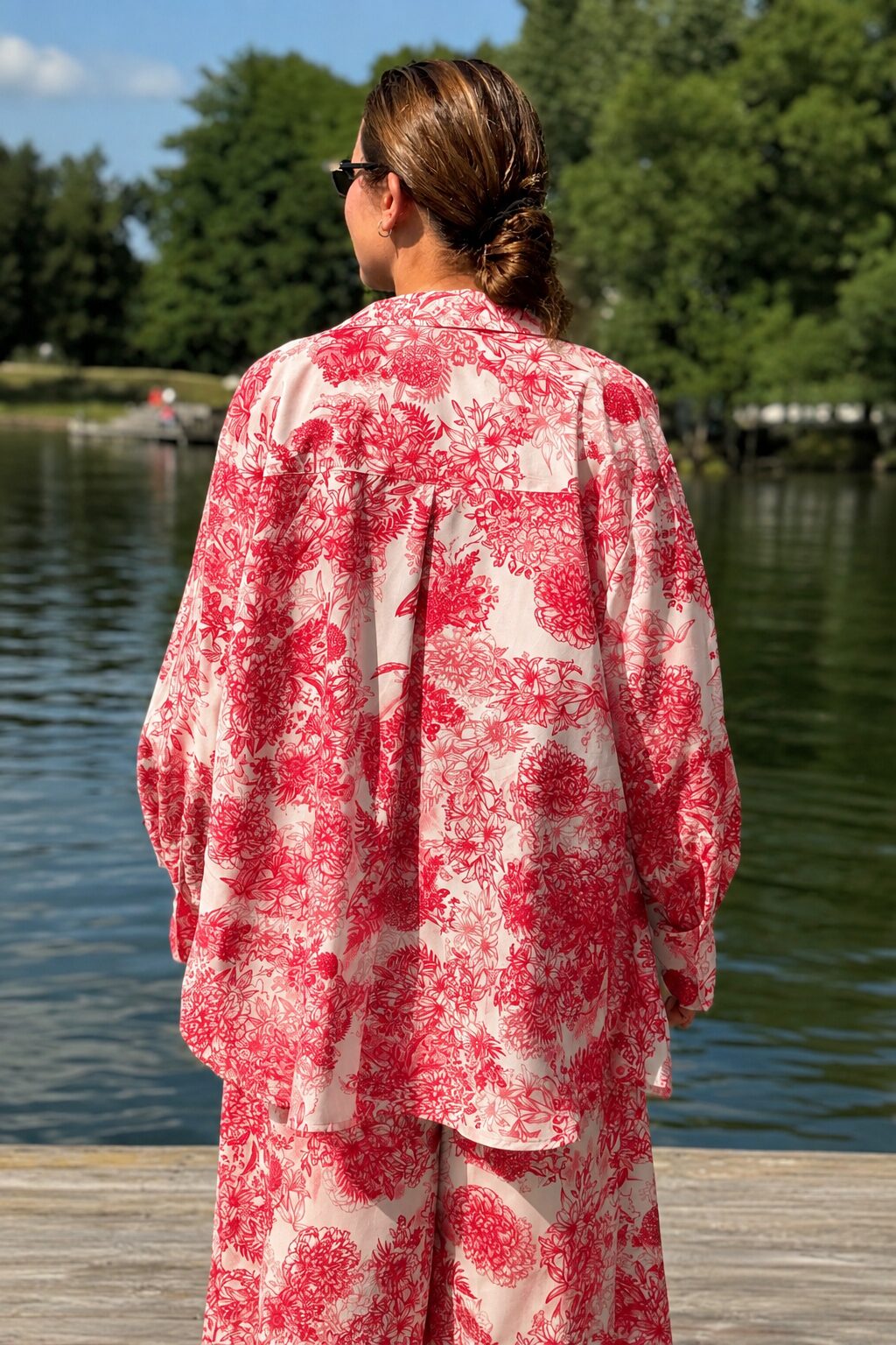 Flower Red Shirt - obrazek 2